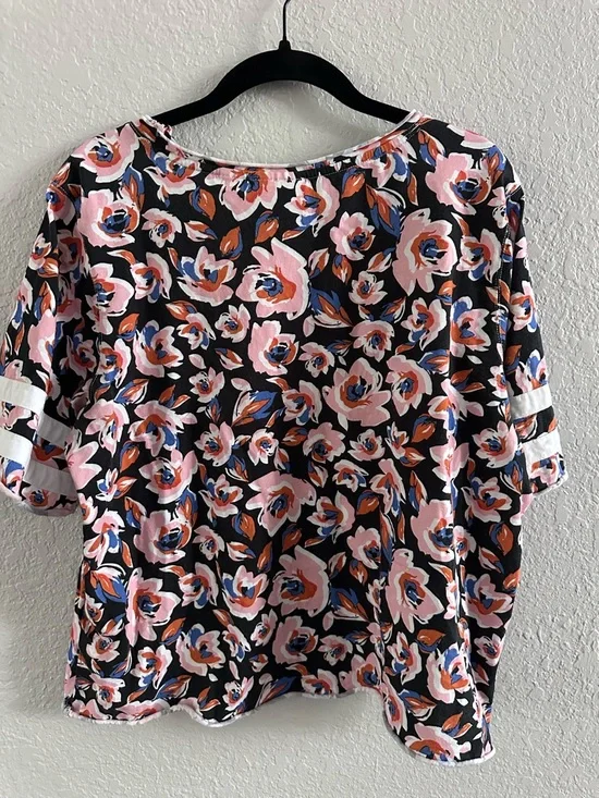 Maeve Anthropologie Floral Graphic Tee 86 Short Sleeve Top Black Pink Size Large - Picture 7 of 9